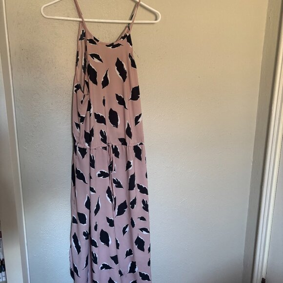 Size L LOFT Pink Feather Leaf cinch tie waist dress - Picture 2 of 6